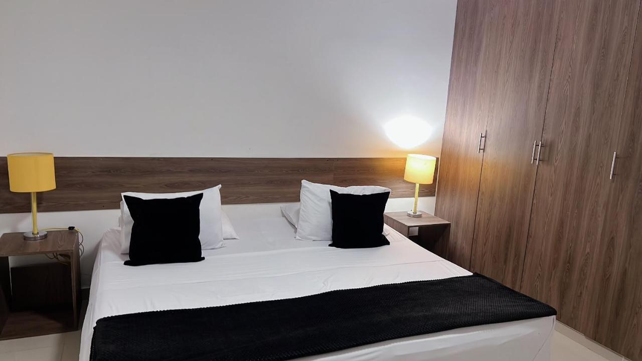 Gs Granada Suites กาลี ภายนอก รูปภาพ